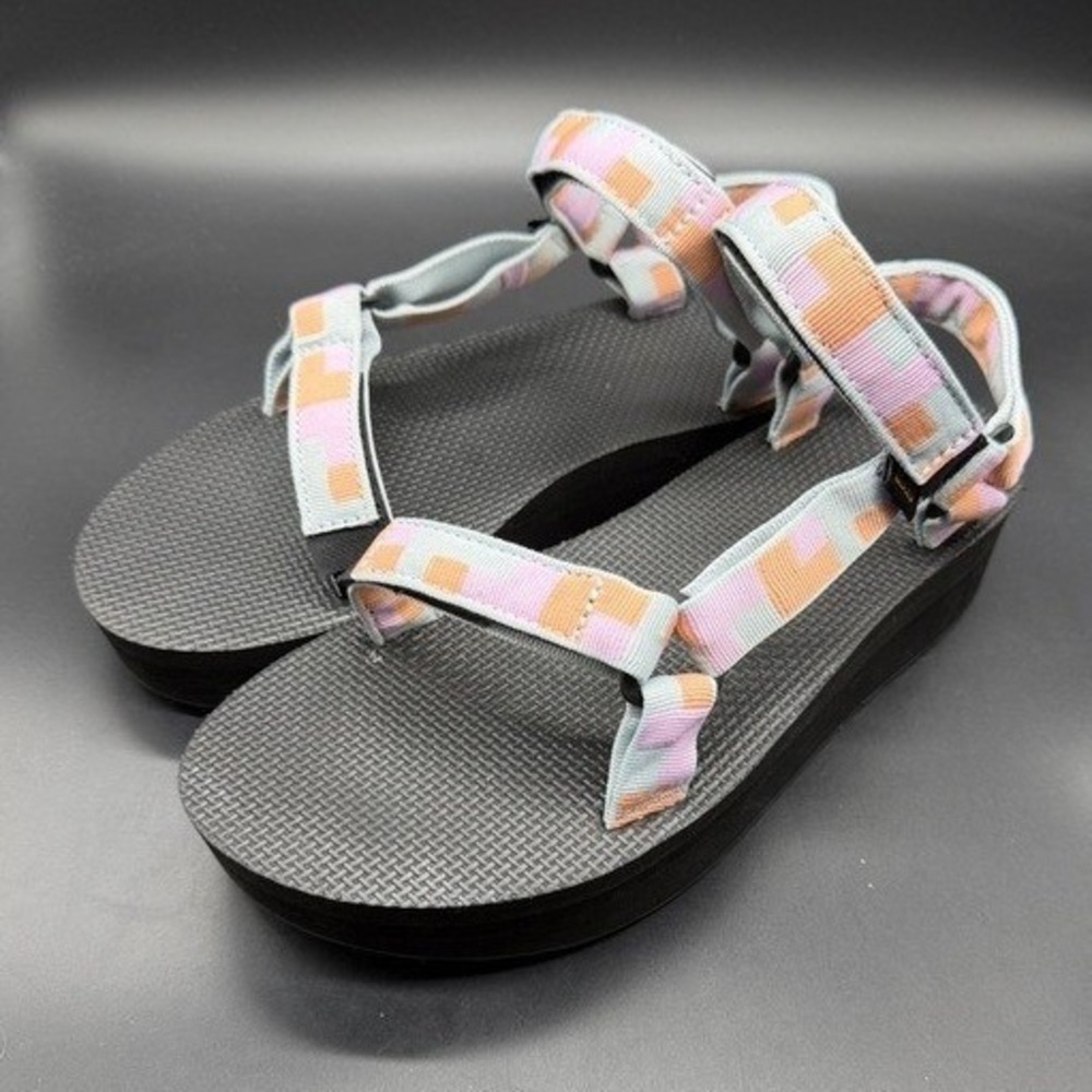 Teva Midform Universal Platform Sandals Womens 10 Geometric Pixel Pink Orange